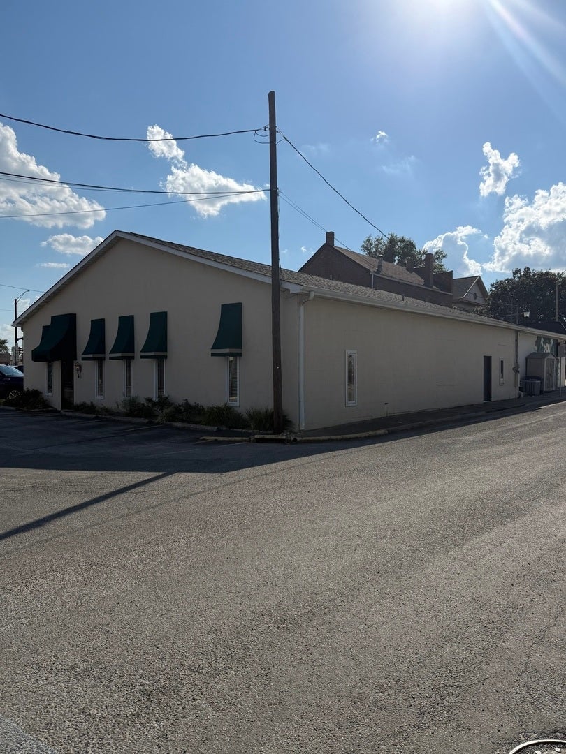 15 N Locust Street