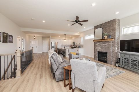 Tiny photo for 1903 Dunraven Road, Bloomington, IL 61704 (MLS # 12633378)