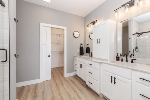 Tiny photo for 1903 Dunraven Road, Bloomington, IL 61704 (MLS # 12633378)