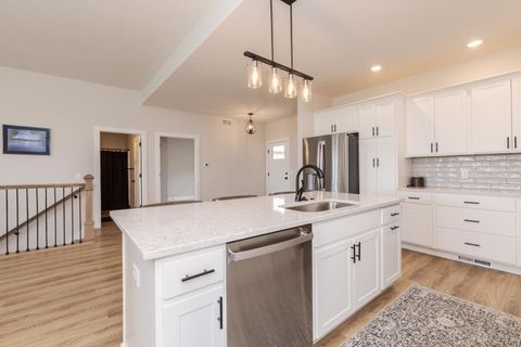 Tiny photo for 1903 Dunraven Road, Bloomington, IL 61704 (MLS # 12633378)