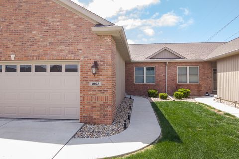 Tiny photo for 1903 Dunraven Road, Bloomington, IL 61704 (MLS # 12633378)