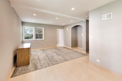 Tiny photo for 221 S Elmhurst Avenue, Mount Prospect, IL 60056 (MLS # 12778481)