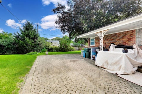 Tiny photo for 221 S Elmhurst Avenue, Mount Prospect, IL 60056 (MLS # 12778481)