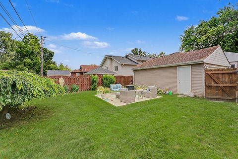 Tiny photo for 1191 White Street, Des Plaines, IL 60016 (MLS # 12659181)