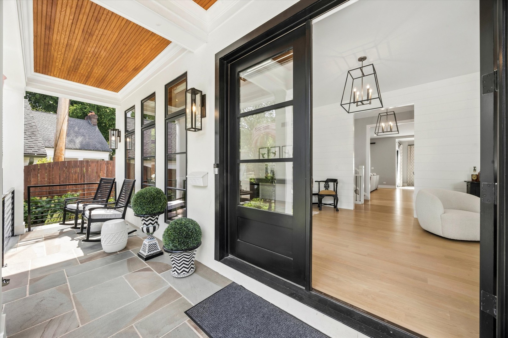 314 W 2nd Street