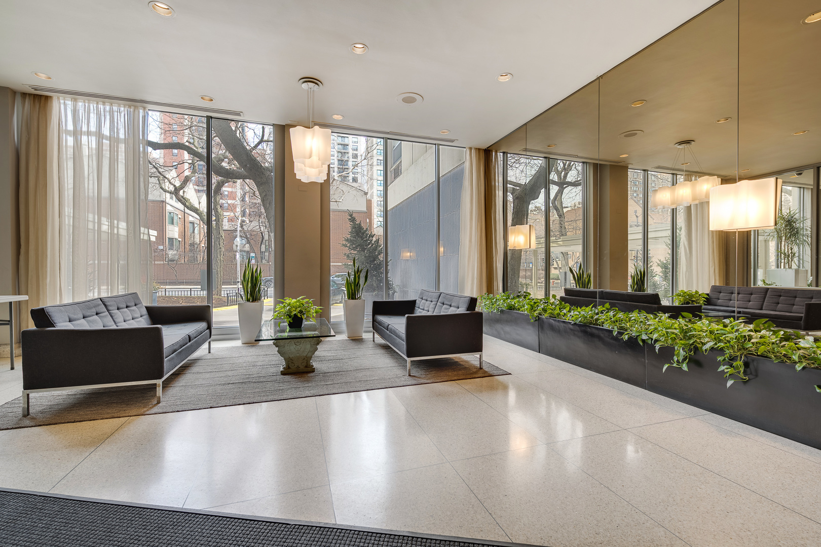 1255 N Sandburg Terrace 1207E