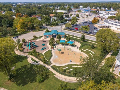 Tiny photo for 409 W Water Street, Pontiac, IL 61764 (MLS # 12462229)