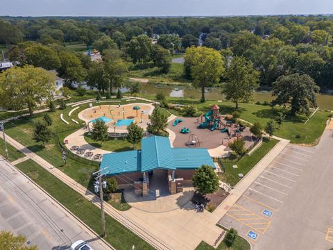 Tiny photo for 409 W Water Street, Pontiac, IL 61764 (MLS # 12462229)