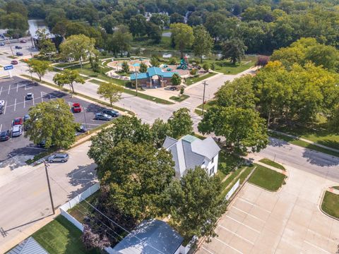 Tiny photo for 409 W Water Street, Pontiac, IL 61764 (MLS # 12462229)