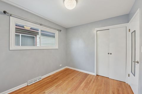 Tiny photo for 5829 Madison Street, Morton Grove, IL 60053 (MLS # 12537875)