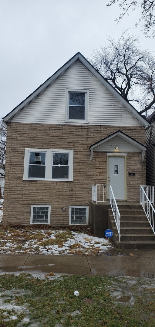 Photo 1 of 13 — 4710 W Ohio Street, Chicago, IL 60644