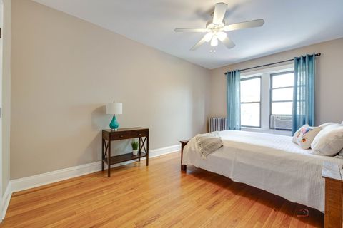 Tiny photo for 1949 W Argyle Street #3, Chicago, IL 60640 (MLS # 12676446)