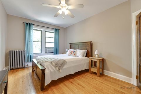 Tiny photo for 1949 W Argyle Street #3, Chicago, IL 60640 (MLS # 12676446)