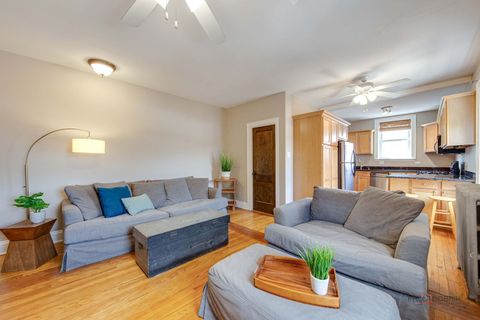 Tiny photo for 1949 W Argyle Street #3, Chicago, IL 60640 (MLS # 12676446)
