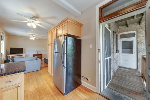 Tiny photo for 1949 W Argyle Street #3, Chicago, IL 60640 (MLS # 12676446)