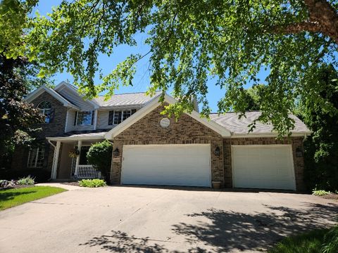 Single Family Residence in Rockford IL 2892 Lark Rise.jpg