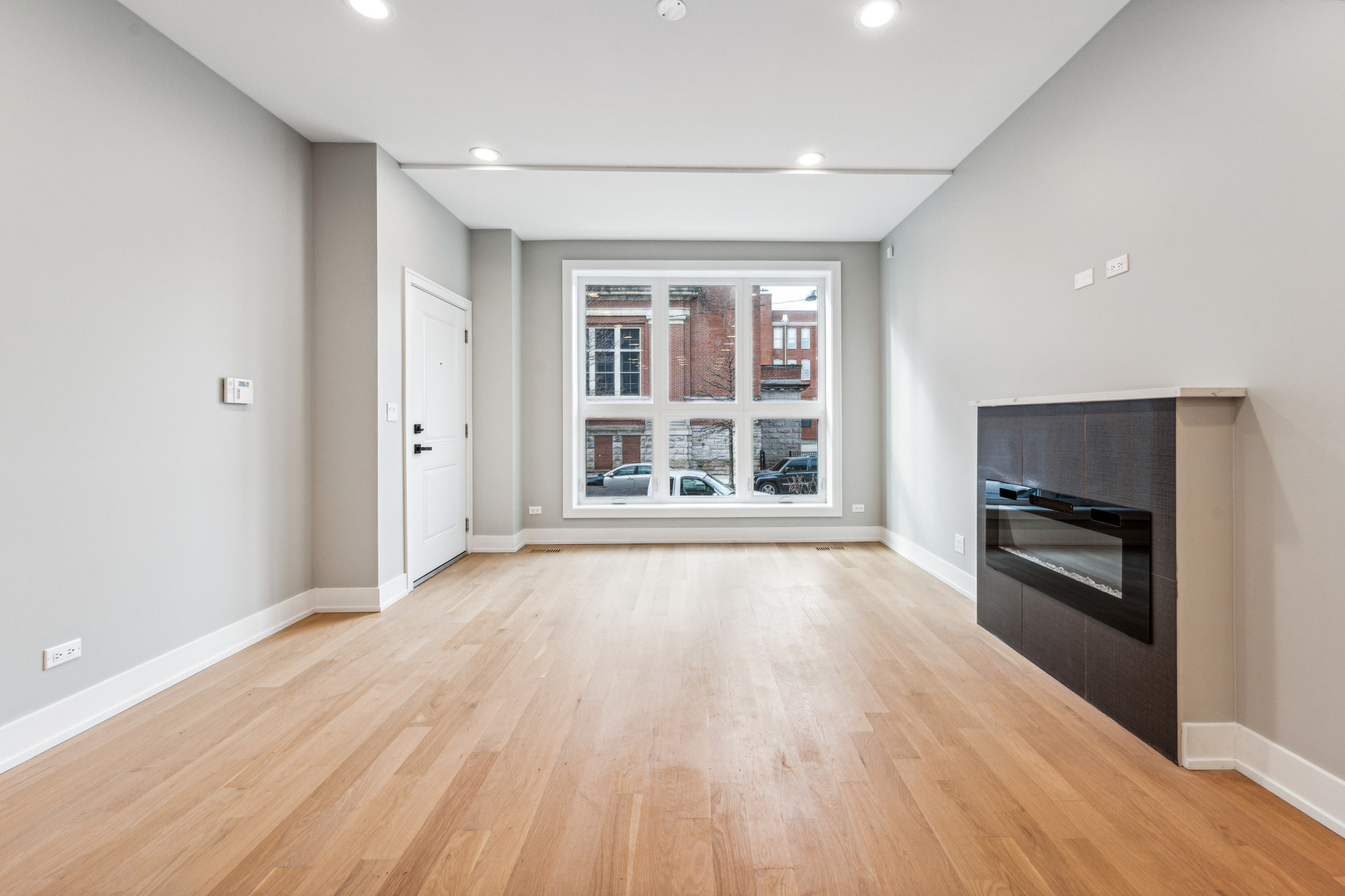 2714 W Cortez Street 1
