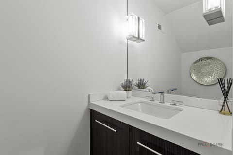 Tiny photo for 2240 Washington Drive, Northbrook, IL 60062 (MLS # 12641856)