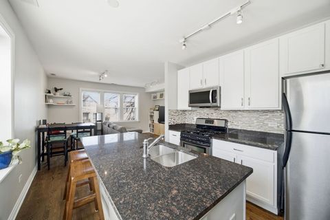 Tiny photo for 2243 W Ainslie Street #2W, Chicago, IL 60625 (MLS # 12594828)