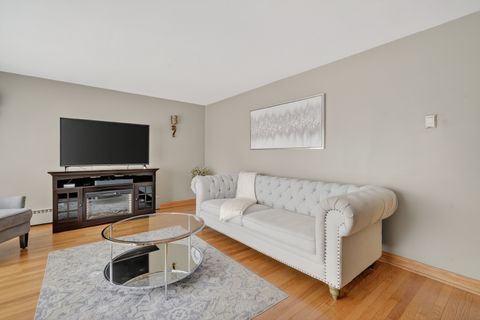 Tiny photo for 5723 S Melvina Avenue, Chicago, IL 60638 (MLS # 12566997)