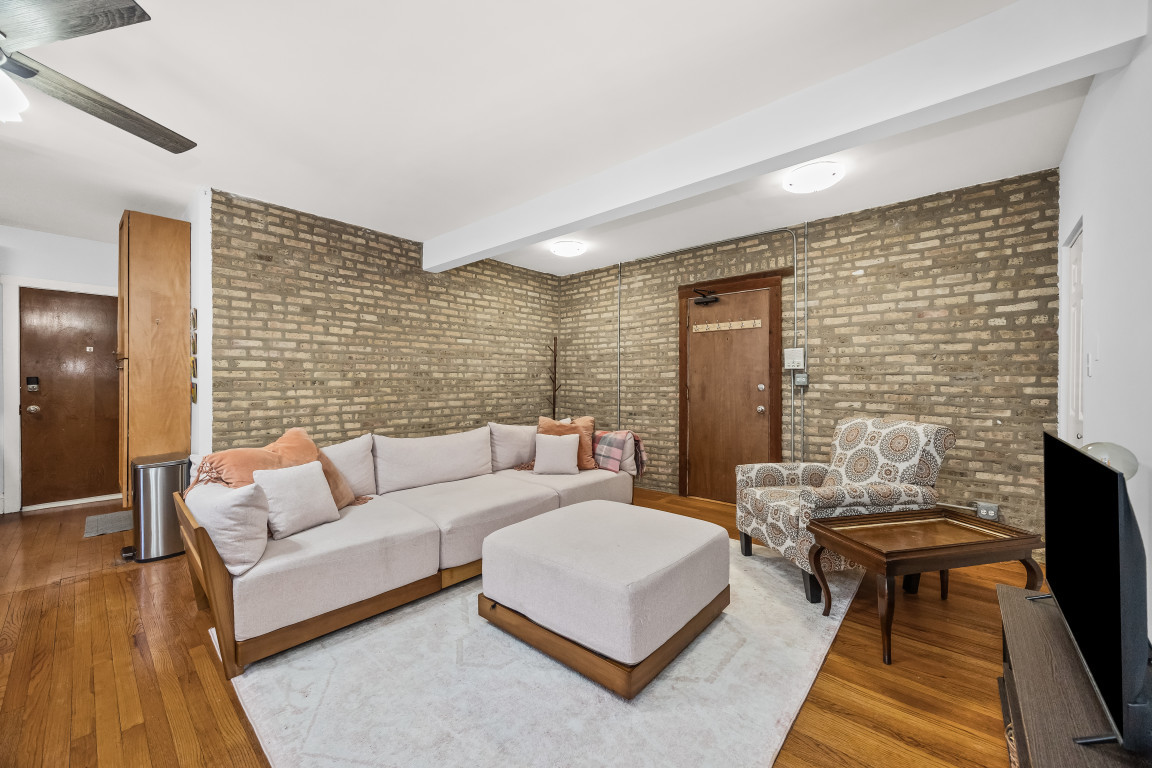 146 Clyde Avenue 2W