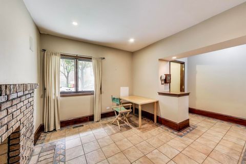 Tiny photo for 3215 S Calumet Avenue, Chicago, IL 60616 (MLS # 12490312)