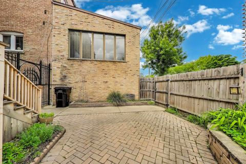 Tiny photo for 3215 S Calumet Avenue, Chicago, IL 60616 (MLS # 12490312)