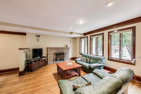 Tiny photo for 3215 S Calumet Avenue, Chicago, IL 60616 (MLS # 12490312)