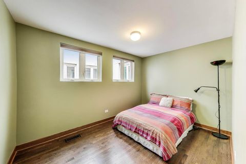 Tiny photo for 3215 S Calumet Avenue, Chicago, IL 60616 (MLS # 12490312)