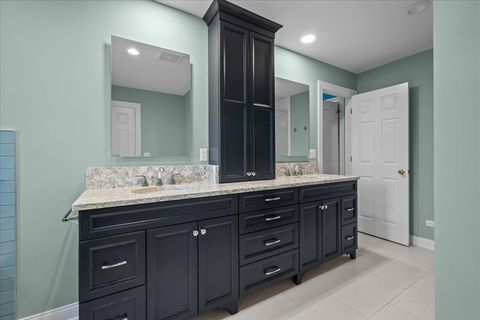 Tiny photo for 1310 LONGMEADOW Lane, Lake Forest, IL 60045 (MLS # 12647623)