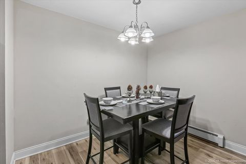 Tiny photo for 9721 S CICERO Avenue #3C, Oak Lawn, IL 60453 (MLS # 12612927)