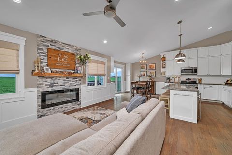 Tiny photo for 1941 Waters Edge Drive, Minooka, IL 60447 (MLS # 12481120)