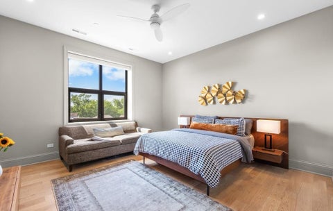 Tiny photo for 4504 N Clark Street #404, Chicago, IL 60640 (MLS # 12671717)