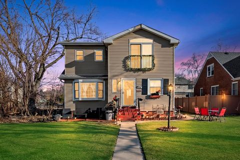 Photo of 1153 S Church Avenue, Lombard, IL 60148 (MLS # 12557941)