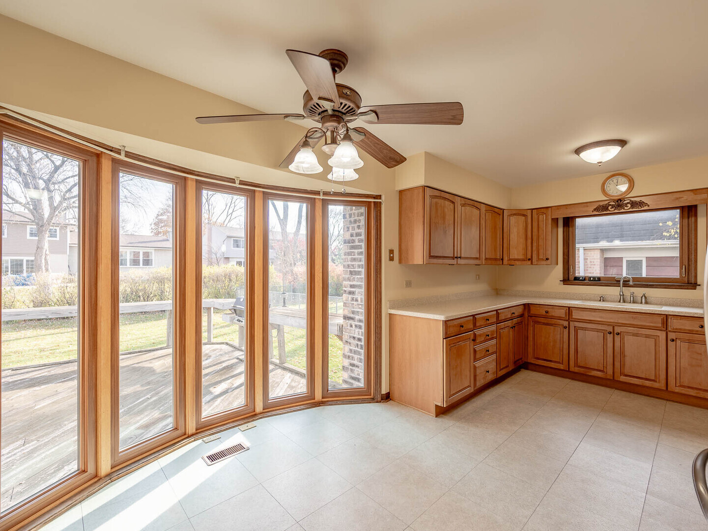 1515 S Kaspar Avenue