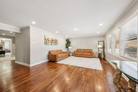 Tiny photo for 120 Walter Court, Bloomingdale, IL 60108 (MLS # 12552336)