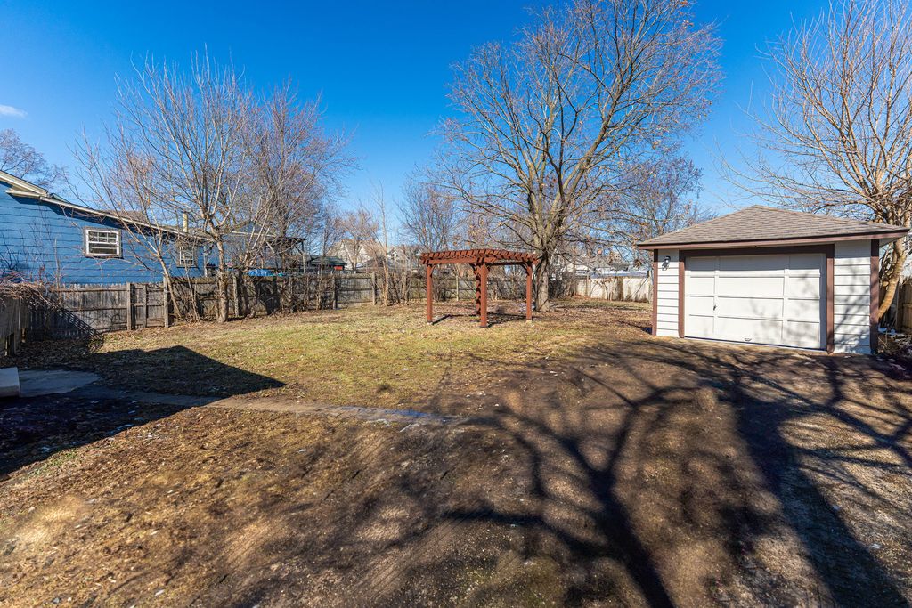 listing image 36