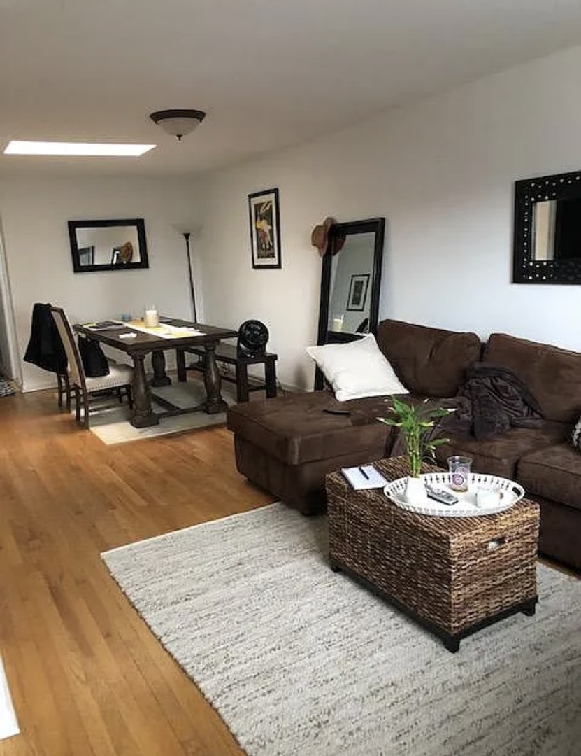1528 W Huron Street 3