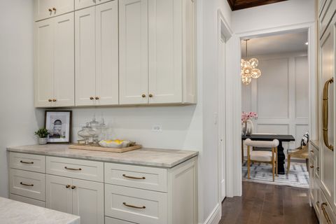 Tiny photo for 809 Lenox Road, Glenview, IL 60025 (MLS # 12579492)