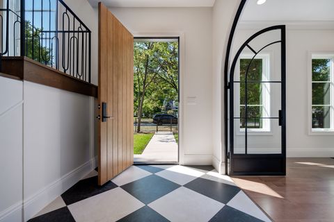 Tiny photo for 809 Lenox Road, Glenview, IL 60025 (MLS # 12579492)