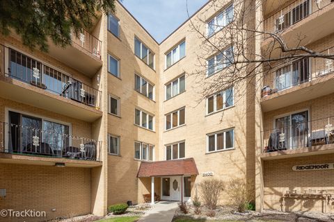 Photo of 6400 W Belle Plaine Avenue #509, Chicago, IL 60634 (MLS # 12579447)