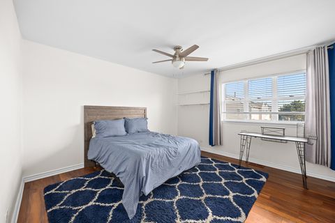 Tiny photo for 618 Glenhurst Court, Romeoville, IL 60446 (MLS # 12627686)
