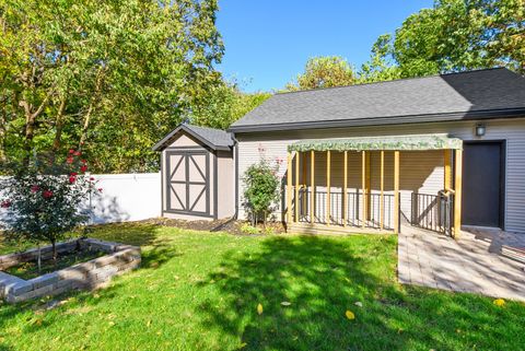 Tiny photo for 1112 Vinewood Avenue, Willow Springs, IL 60480 (MLS # 12463426)