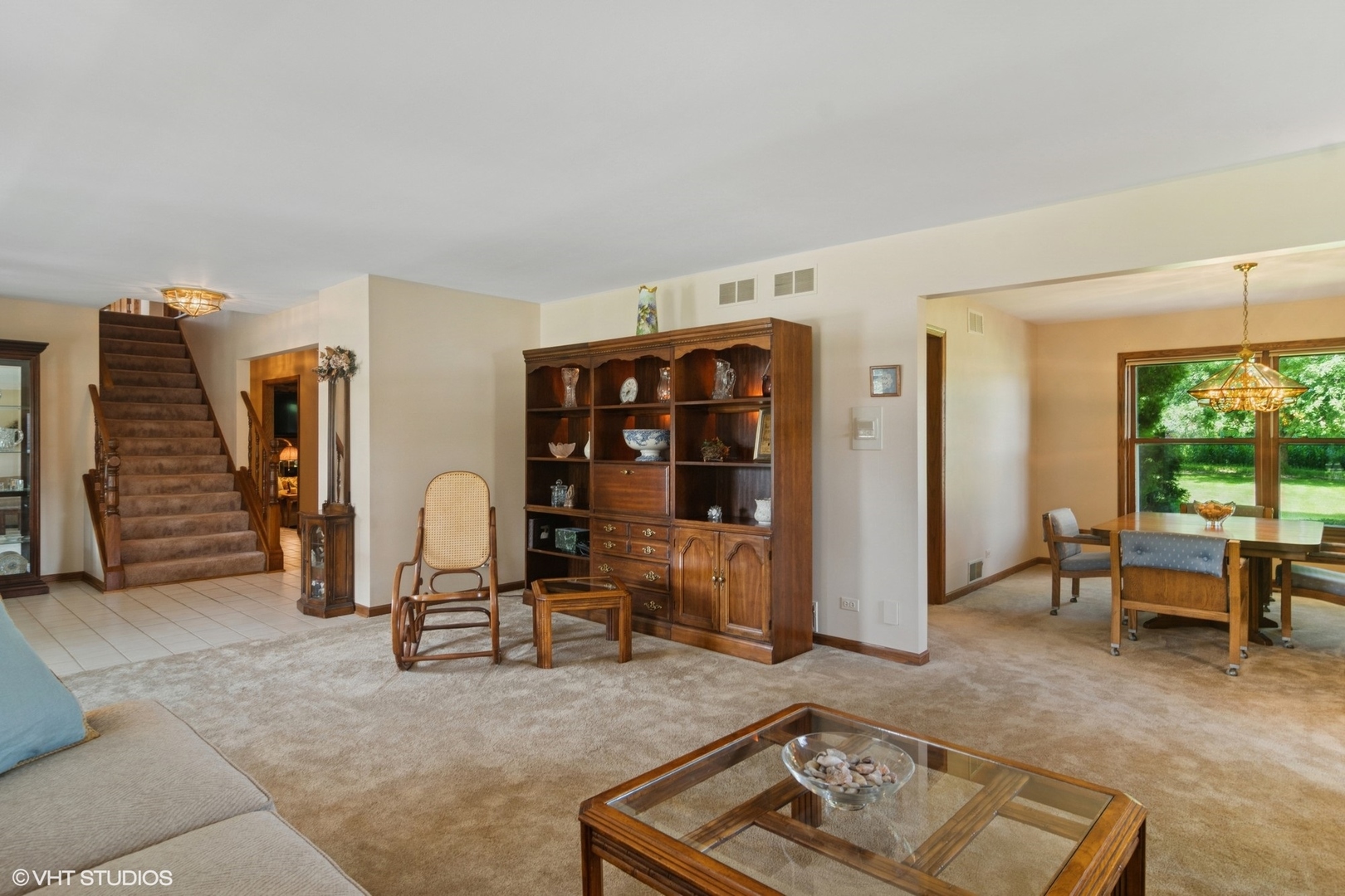 37 Seneca Avenue W