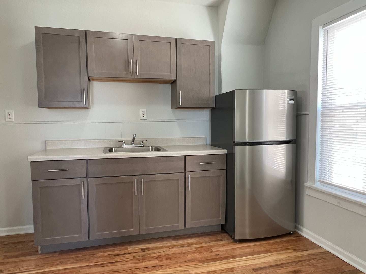 1151 W 19TH Street