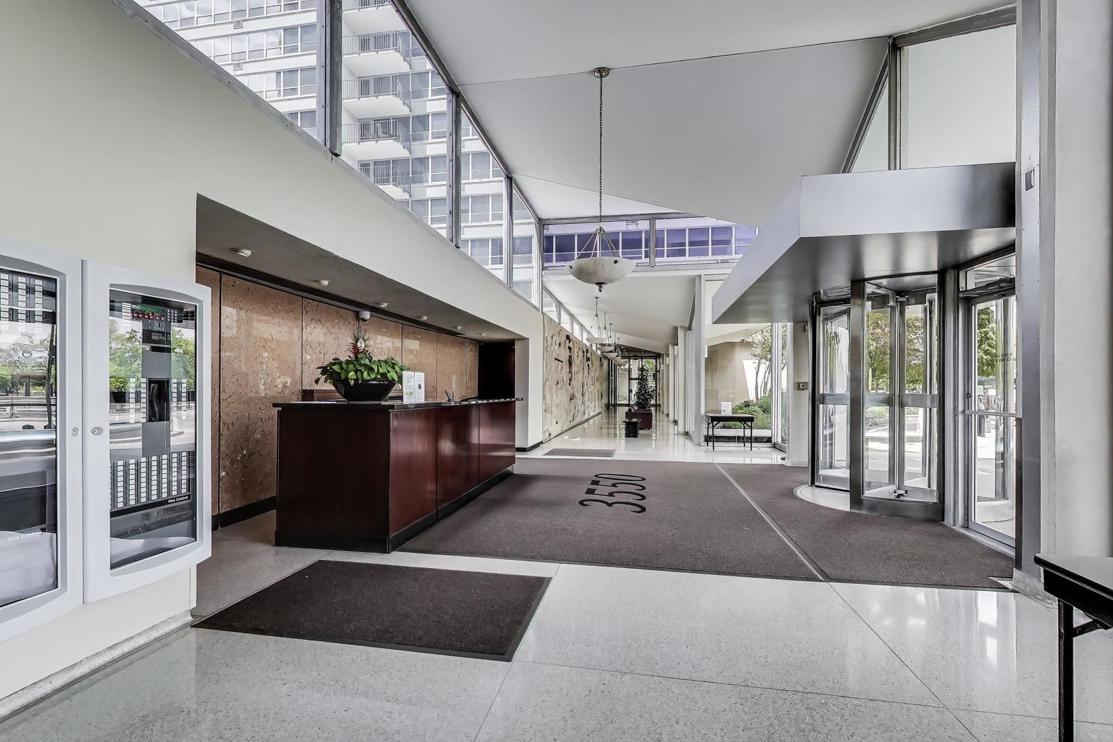 3550 N Lake Shore Drive 2113