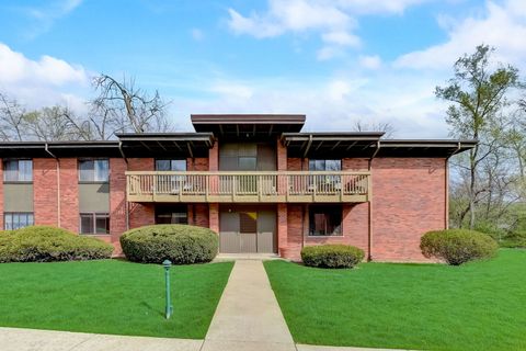 A home in Glen Ellyn