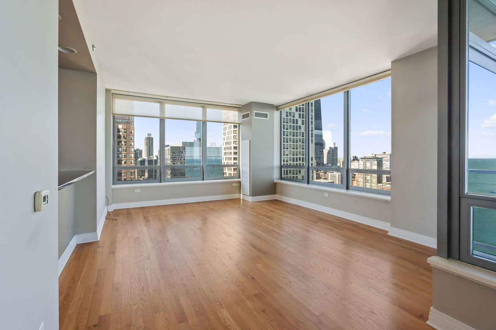 600 N Lake Shore Drive 3701