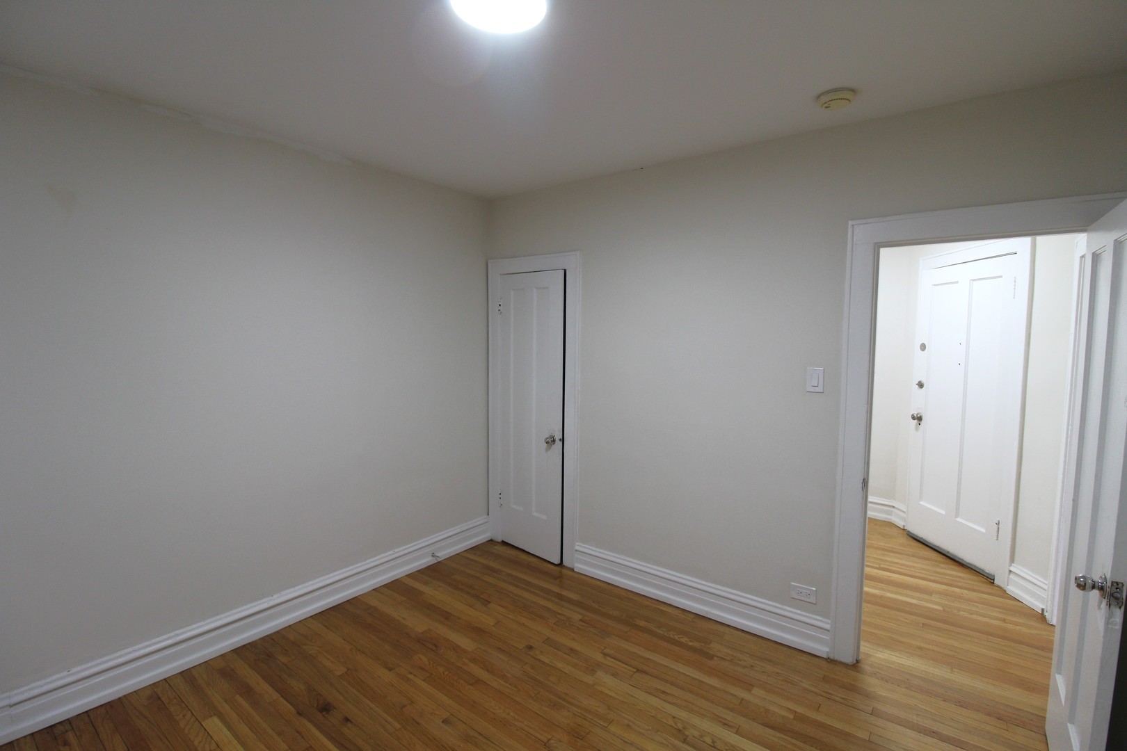 6307 N Mozart Street 2S