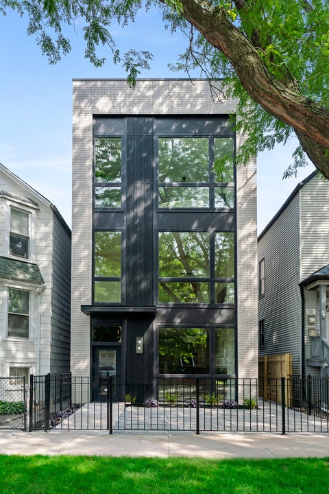 Photo of 3329 N Whipple Street #1, Chicago, IL 60618 (MLS # 12732847)